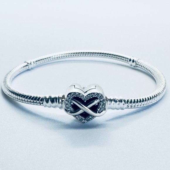 Pandora Moments Sparkling Infinity Heart Clasp Snake Chain Bracelet - Picture 2 of 8